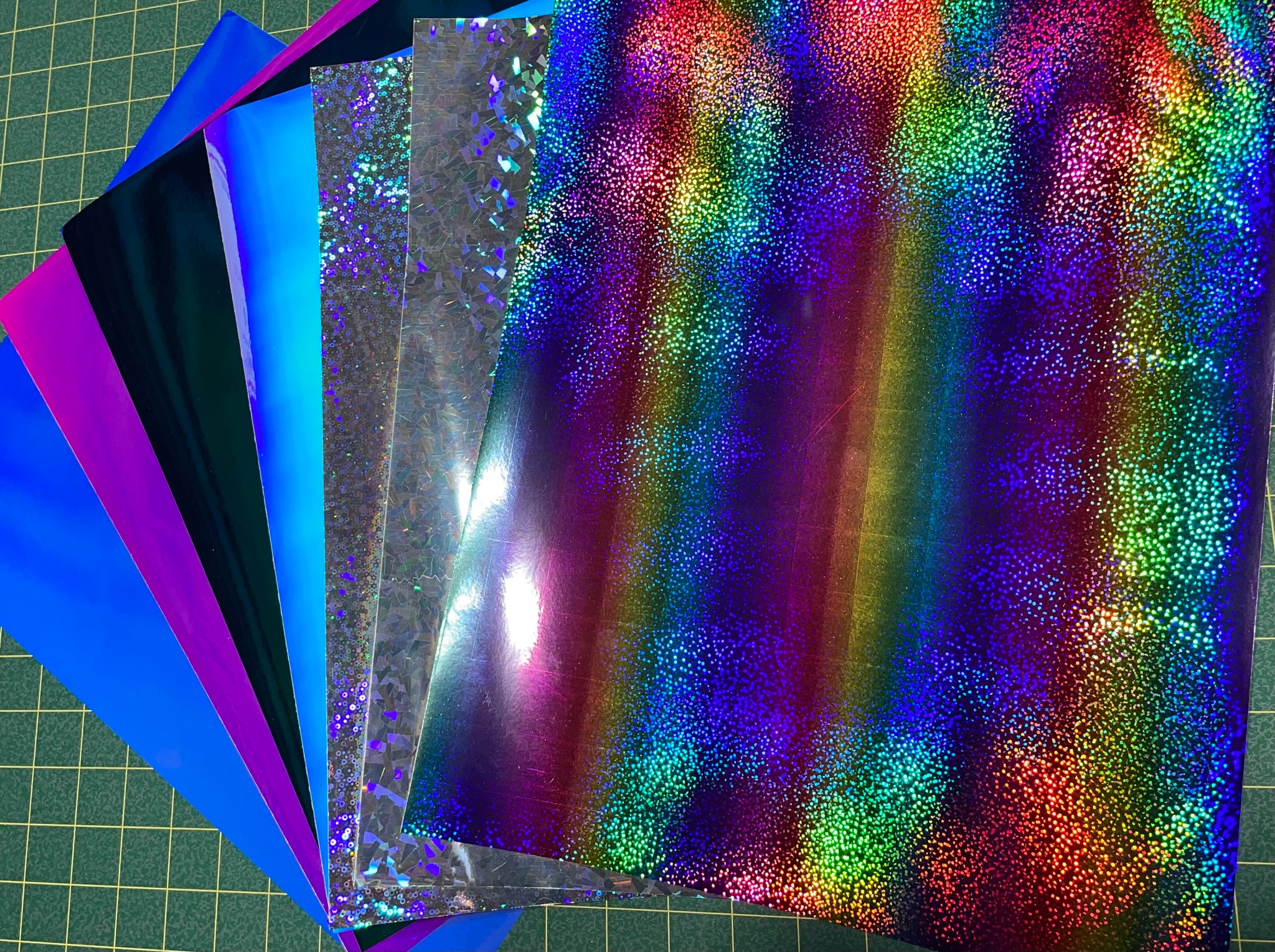 Holographic laminate discoloured? : r/silhouettecutters